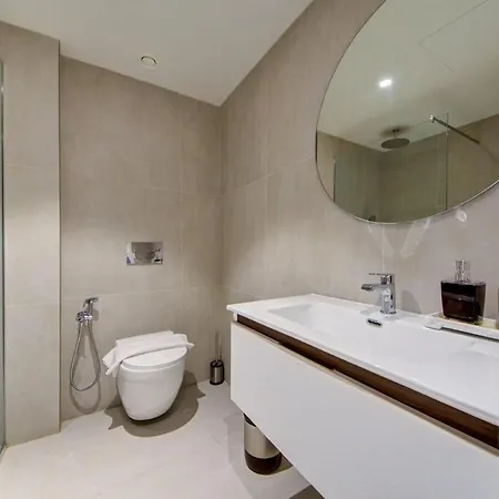 Luxurious At Mercury Towers, St Julians Apartment *