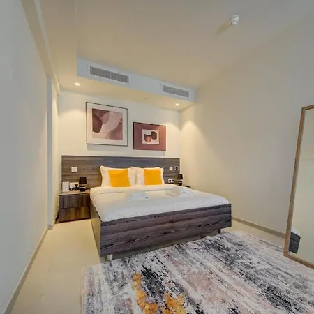 Luxurious At Mercury Towers, St Julians Apartment *